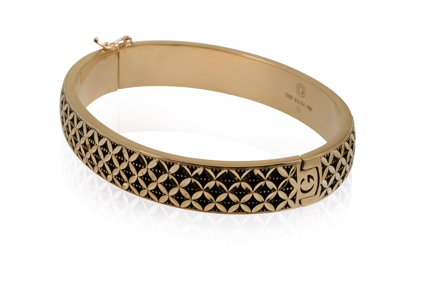 دستبند سیاه قلم